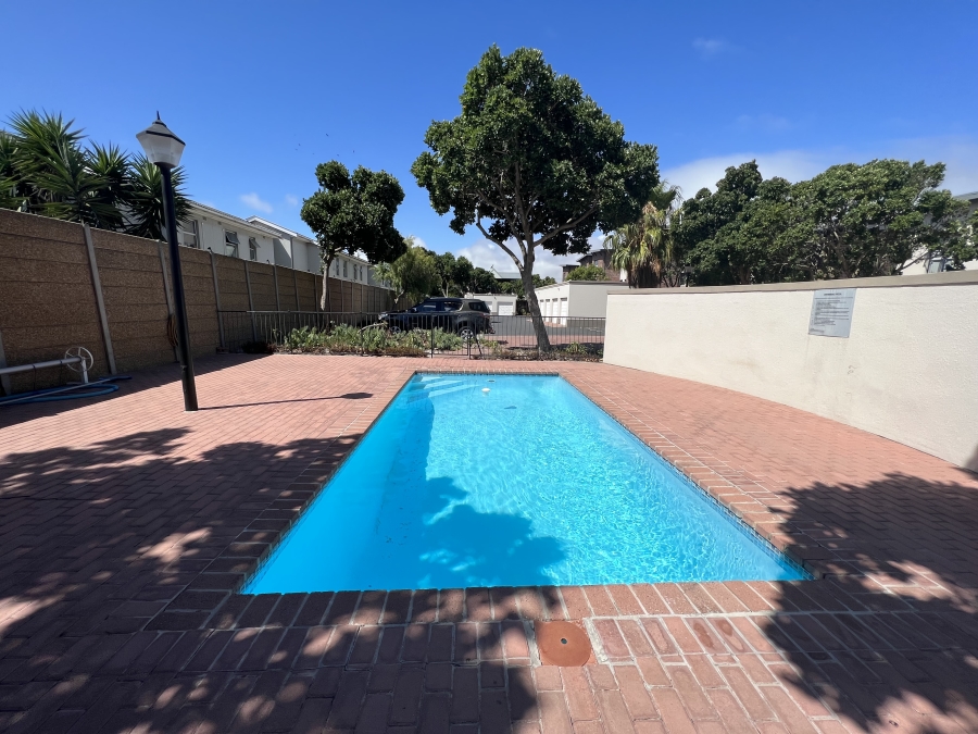 2 Bedroom Property for Sale in Royal Ascot Western Cape